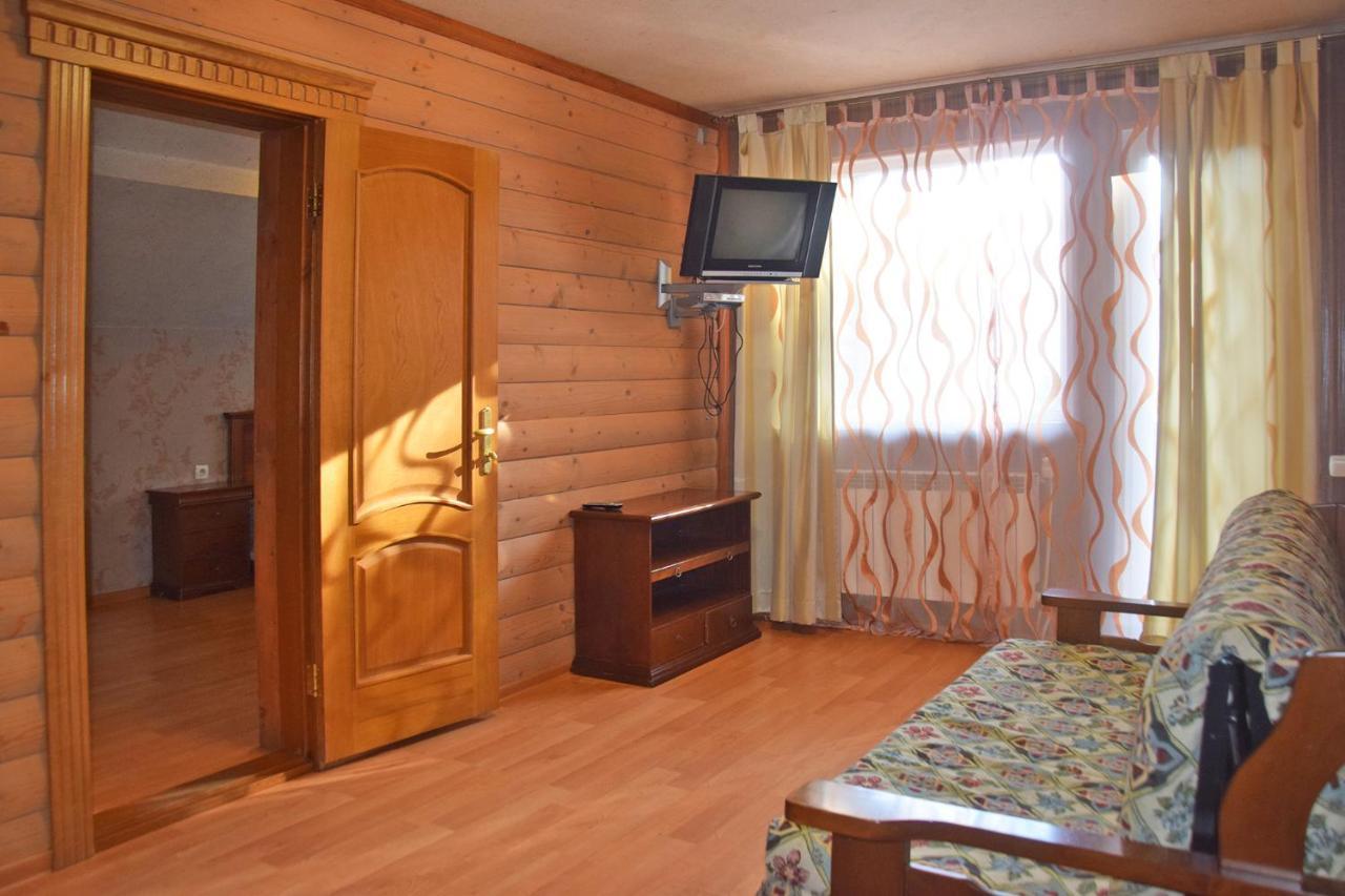 Hotel Лісова Казка à Slavsko Extérieur photo