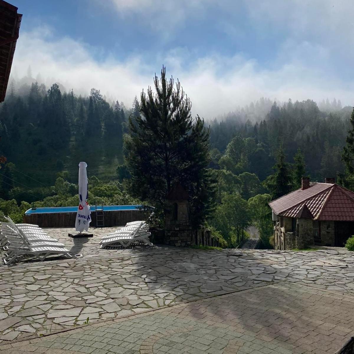Hotel Лісова Казка à Slavsko Extérieur photo